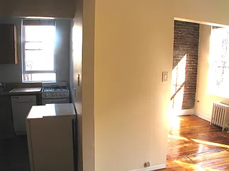 Rented by Vivaldi Real Estate