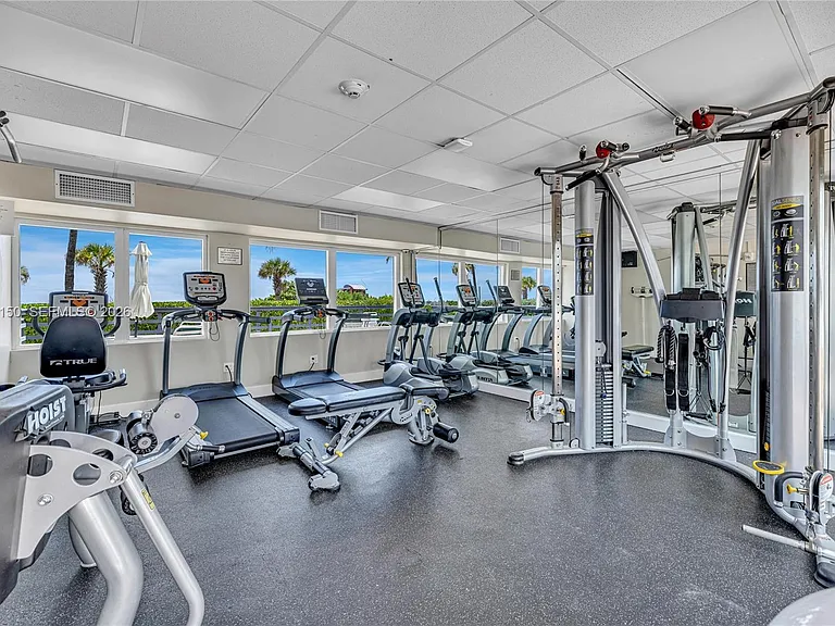 5005 Collins Ave #509 — Photo 45
