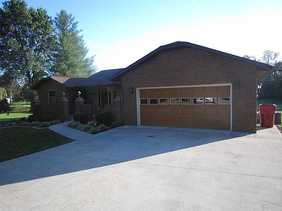 2nd image of 81 Cardinal Hill Ln