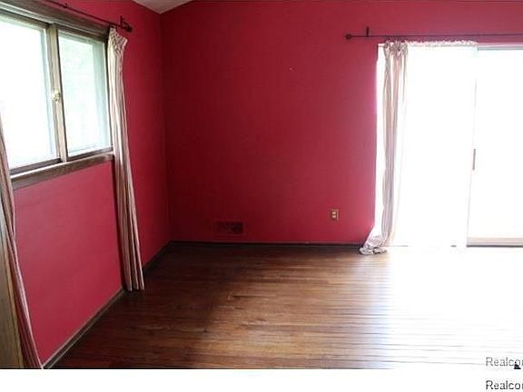 5th image of 2747 Aldgate Dr