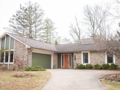 1814 E Greenbriar Ln, Bloomington, IN, 47401