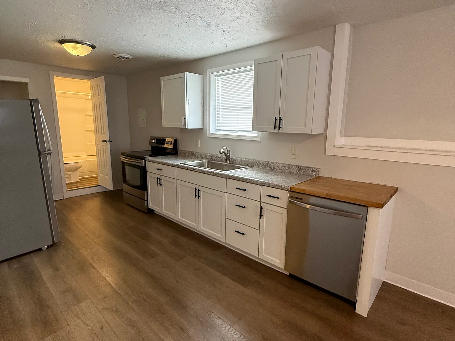 2 bed, 650 sqft, $1,250 — Photo 2