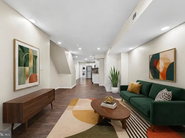 2003 S 7th St Floor 2, Philadelphia, PA 19148