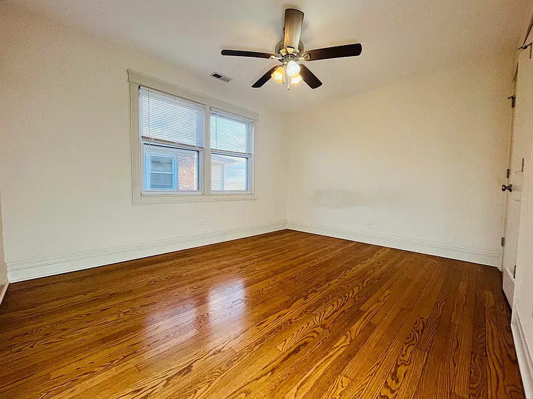 4532 N Nottingham Ave #2 — Photo 7