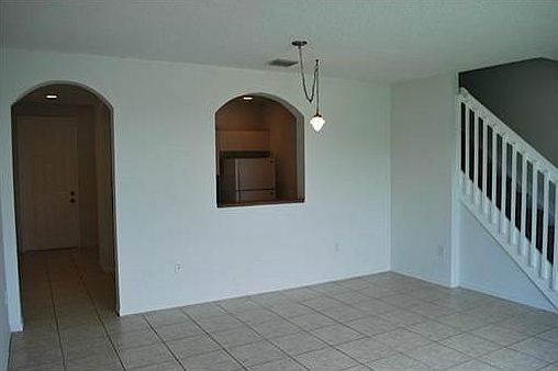 2nd image of 2375 NE 42nd Ave