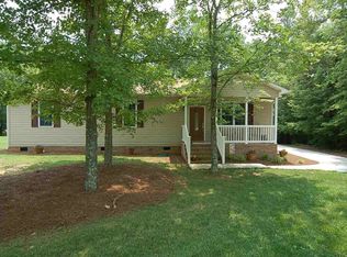 2054 Upper Lake Rd, Thomasville, NC 27360