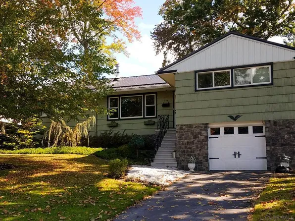 1048 Willett Dr, Johnstown, PA 15905