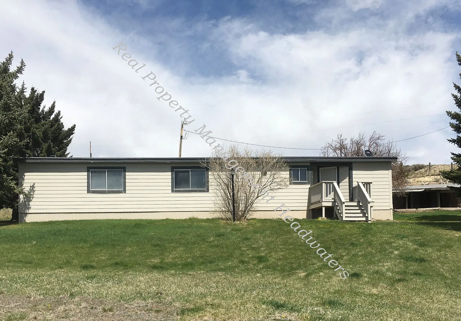 3 Bedroom 2 Bath House for Rent — Photo 1