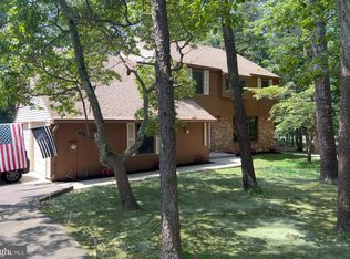 1 Blue Jay Way, Medford, NJ 08055