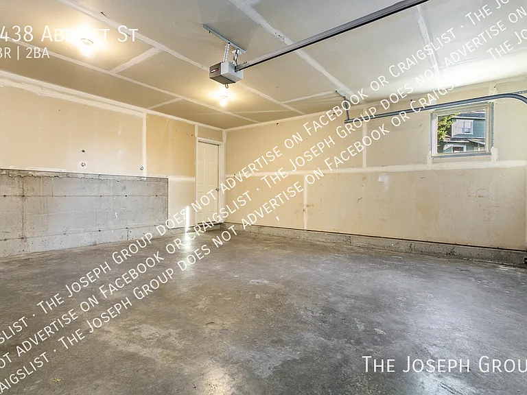 3438 Abbott St — Photo 21