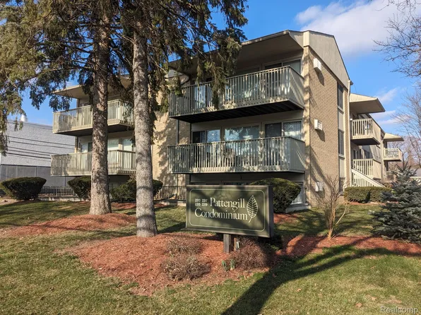 2313 Packard St APT A301, Ann Arbor, MI 48104
