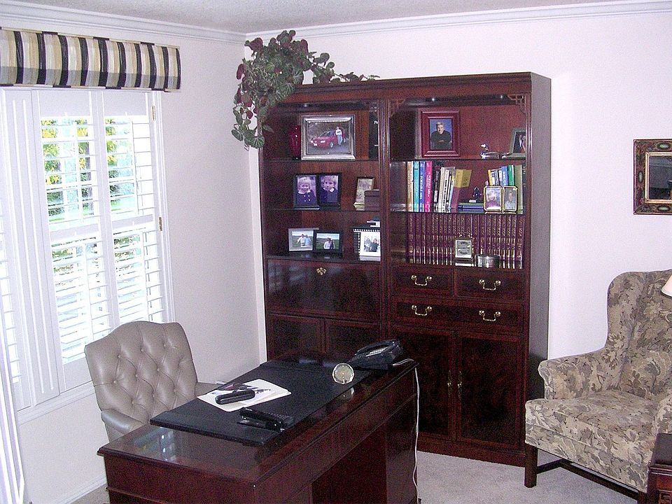 First floor den/office