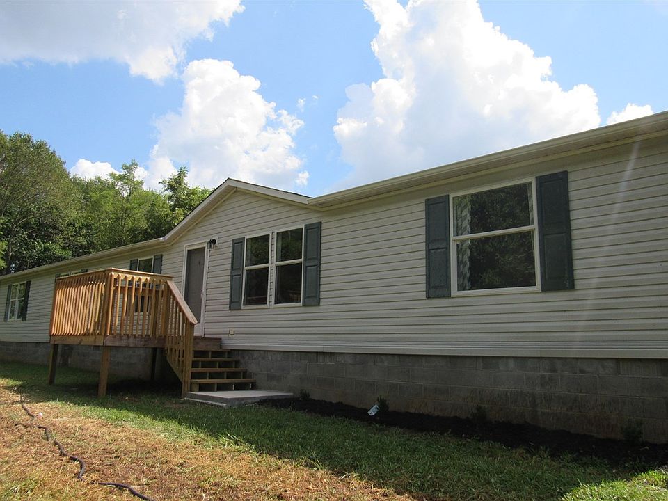 1st image of 615 Bush Ln