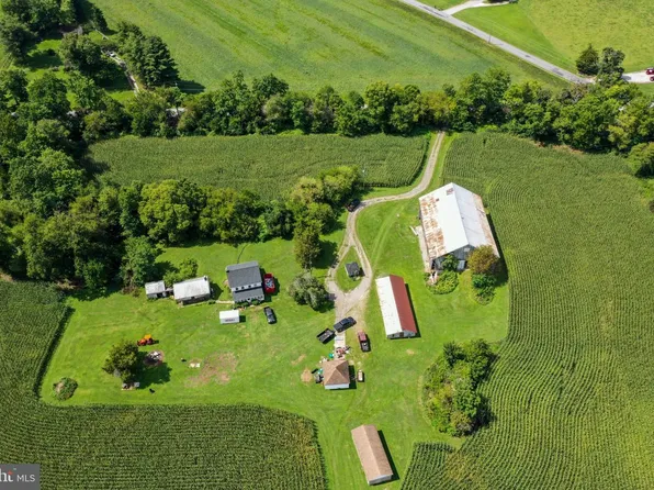 837 Big Mount Rd, Thomasville, PA 17364