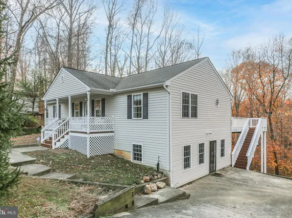 315 Sandy Ridge Rd, Fredericksburg, VA 22405
