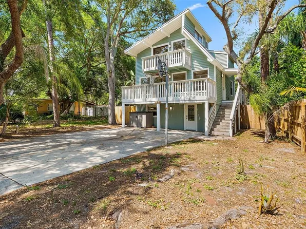 1919 Serpentine Cir S, Saint Petersburg, FL 33712