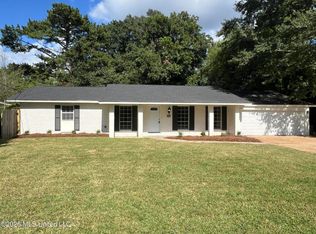 5726 Medallion Dr, Jackson, MS 39211