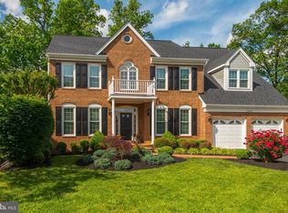 2479 Iron Forge Rd, Herndon, VA 20171