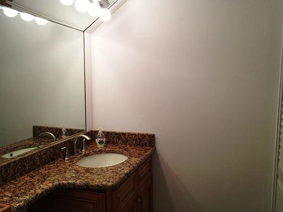 5th image of 177 Seaport Blvd #T37