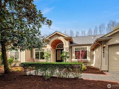 2411 98th Avenue NE, Clyde Hill, WA, 98004
