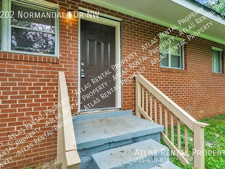 3202 Normandale Dr NW — Photo 6