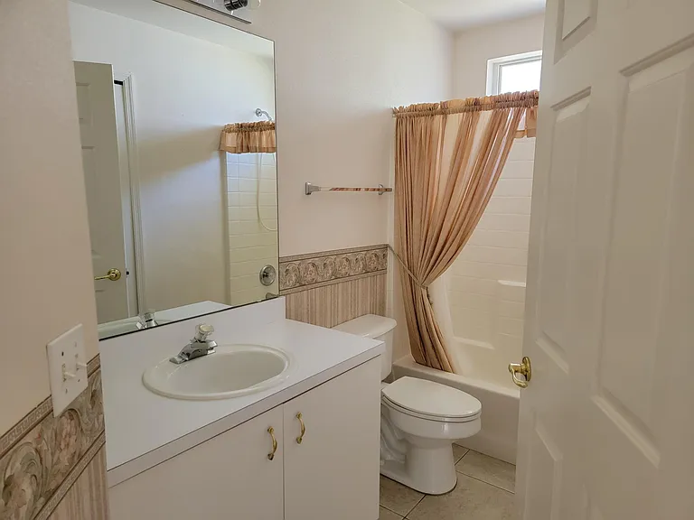 2089 Braxton St — Photo 7