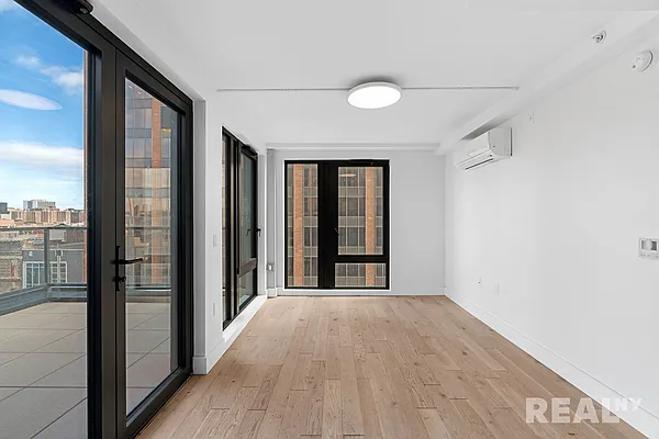 Rented by REAL New York | media 2