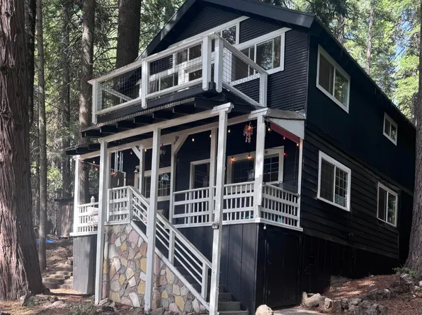 798 Blue Canyon Rd, Emigrant Gap, CA 95715