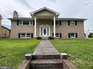 36 Water St, Petersburg, WV
