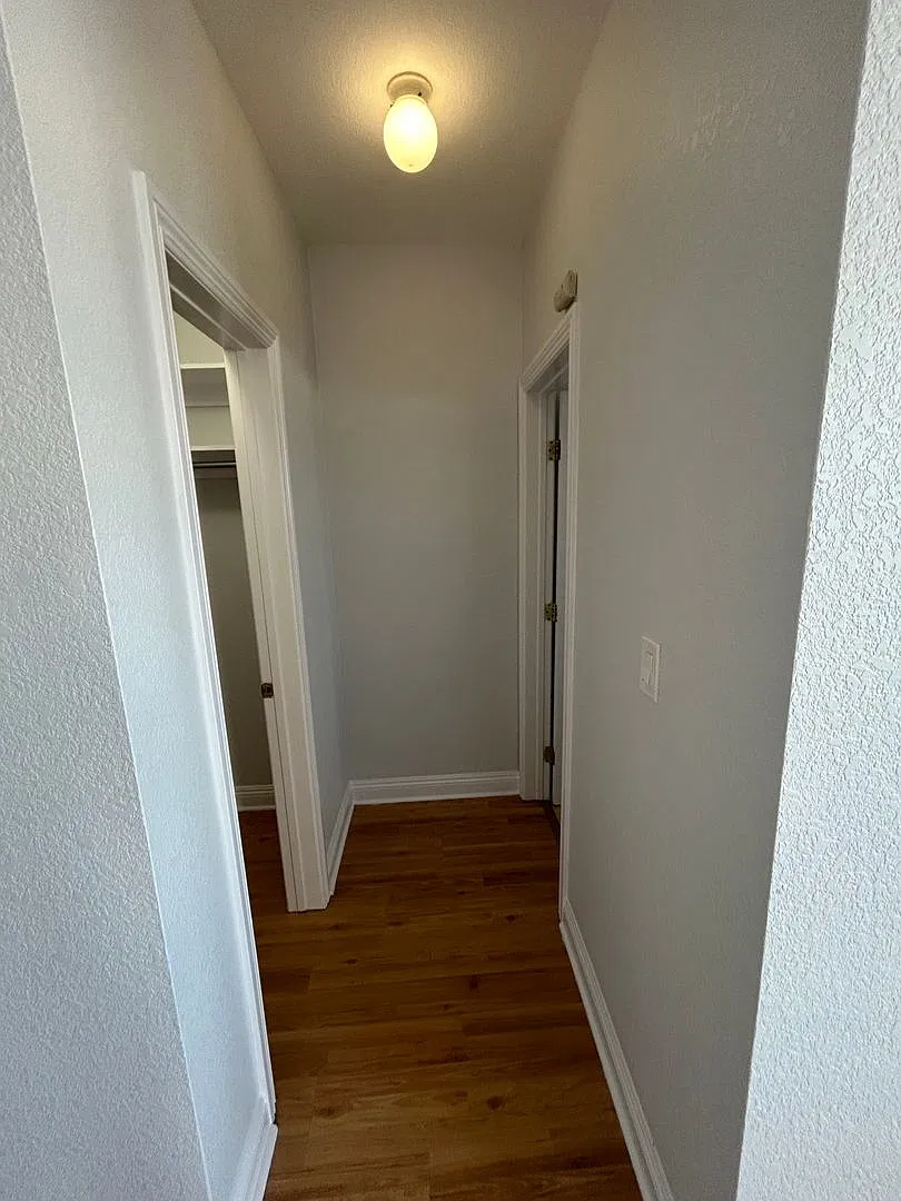 676 Shatto Place — Photo 4