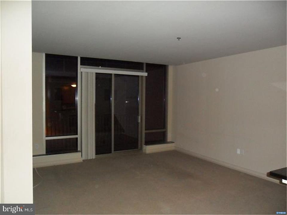1st image of 105 Christina Lndg APT 204