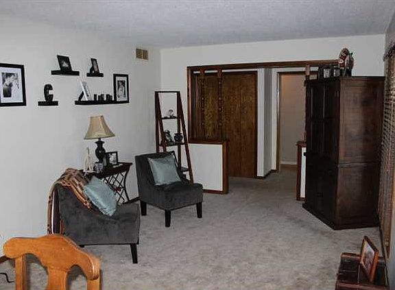 2nd image of 62 Angelina Dr