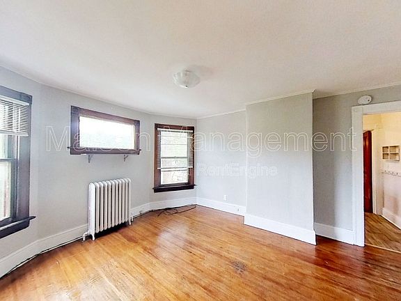 4th image of 583 Averill Ave APT 3