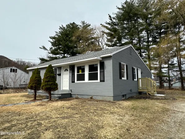 11 Greene Ave, North Adams, MA 01247
