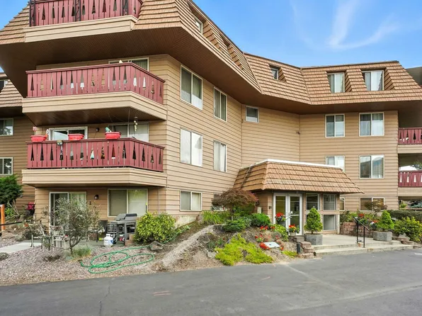 9020 N Country Homes Blvd APT 23, Spokane, WA 99218