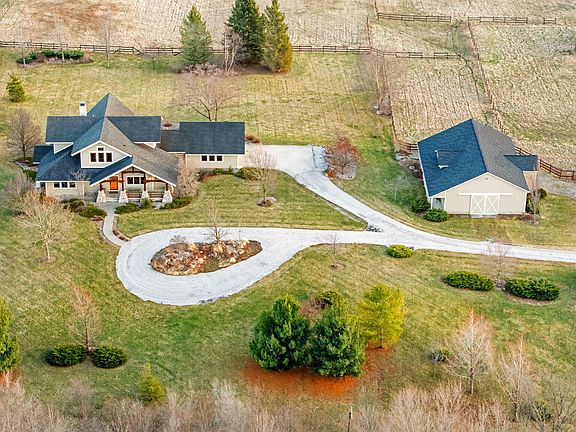 2nd image of 5665 Braun Rd