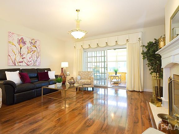 4th image of 336 Garnet Dr