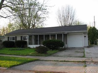 624 Woodward Ave, Fostoria, OH 44830