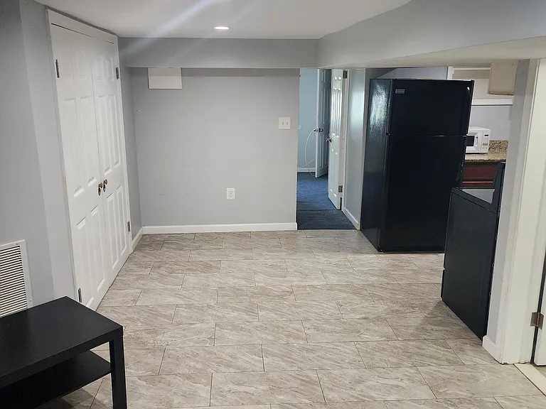 3321 W Forest Park Ave #BASEMENT — Photo 13