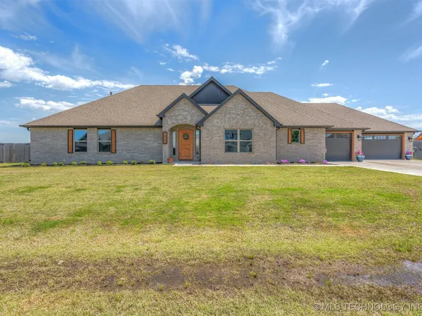 14123 N 69th East Ave, Collinsville, OK 74021
