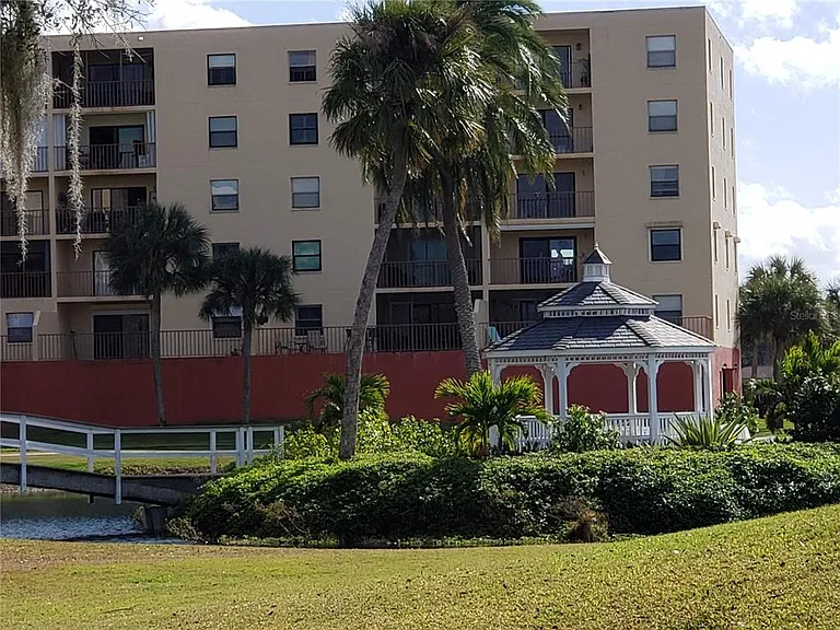 2725 Terra Ceia Bay Blvd #102 — Photo 34