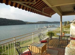 1650 Victory Ct, Prospect, KY 40059