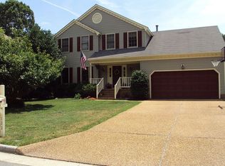 122 E Wedgwood Dr, Yorktown, VA 23693