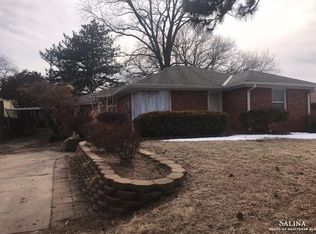 1516 Stapler Ave, Salina, KS 67401