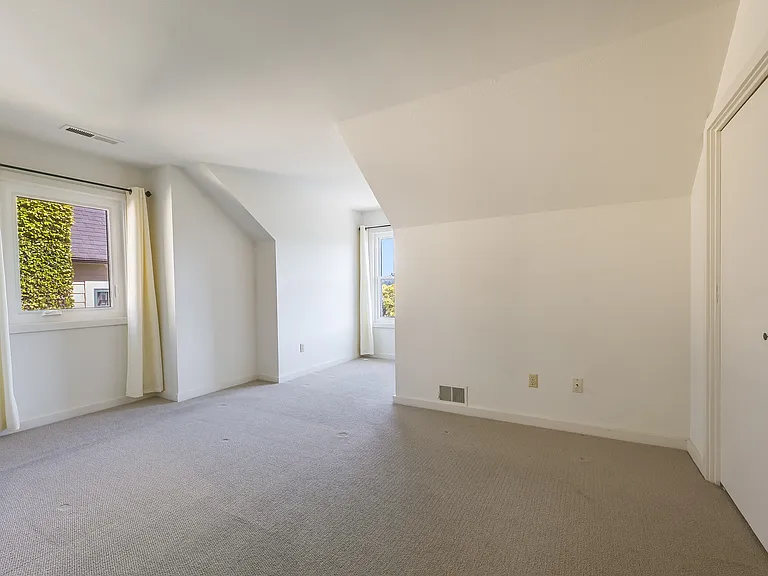 324 Laurel Pl — Photo 42