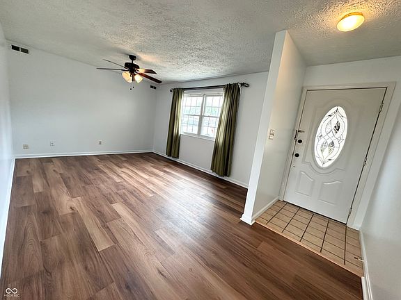 3rd image of 7819 Snowflake Dr