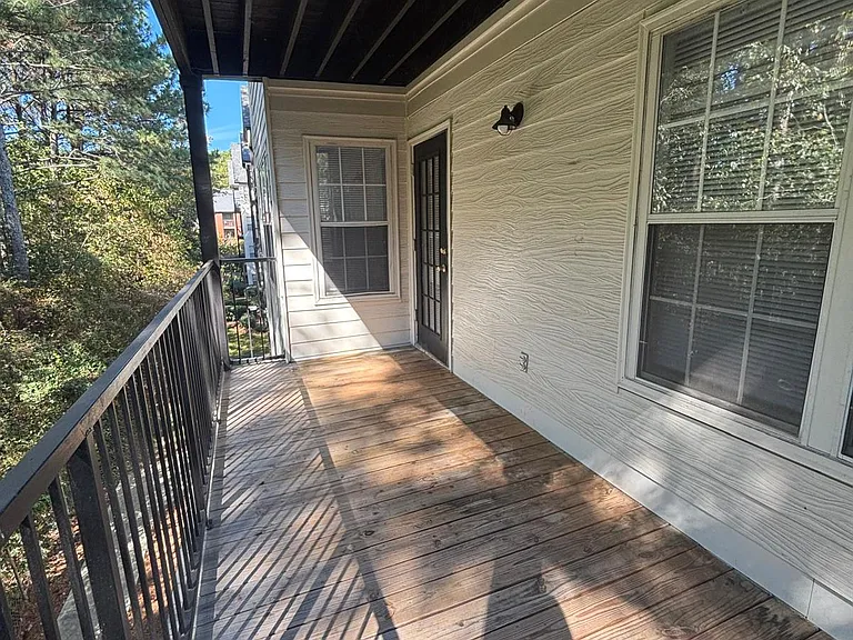 Wesley St. Claire Apartments at Lawrenceville — Photo 261