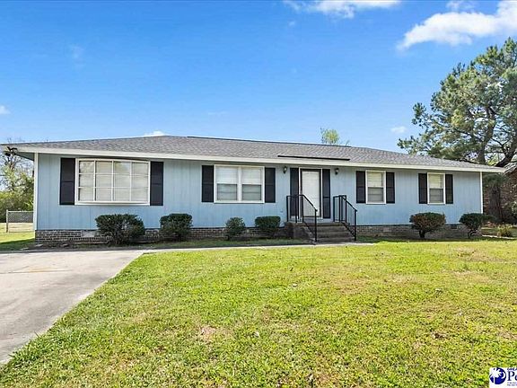 3rd image of 308 Sanders Ct