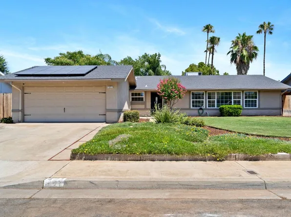 421 McArthur Ave, Clovis, CA 93611