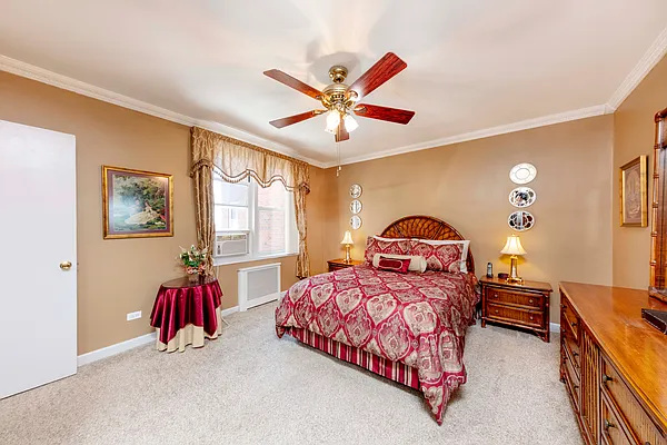 Sold by Douglas Elliman | media 14